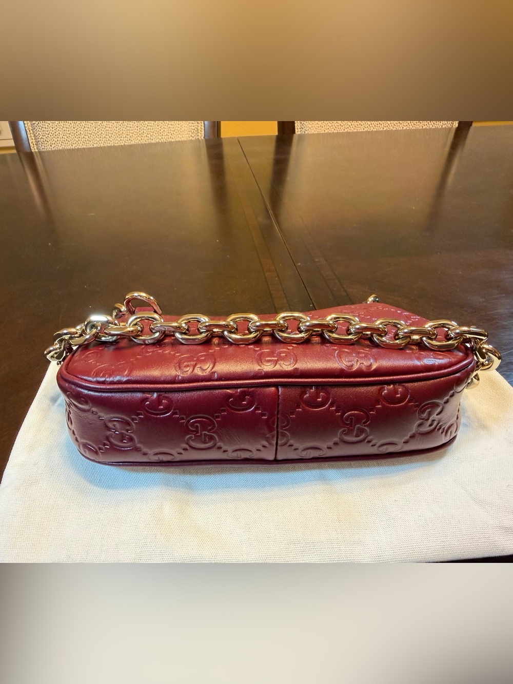 New Authentic Gucci GG Logo Embossed Leather Shoulder Bag Burgundy - Picture 9 of 15